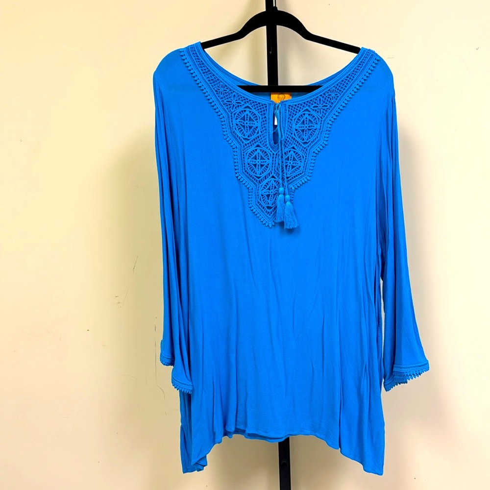 Plus Size Ruby Rd. Blue Blouse With Crochet Neckl… - image 1
